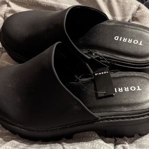 Nwt Torrid mule 8.5 wide width